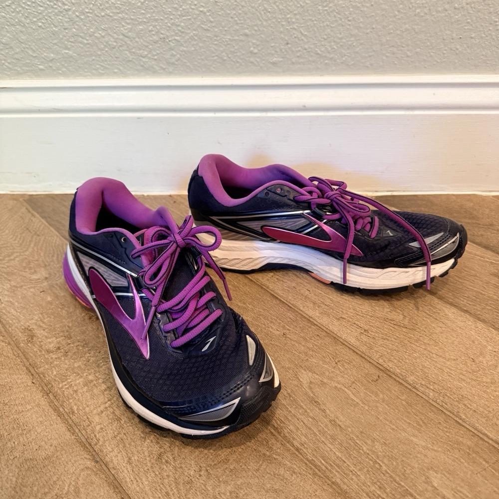 Brooks Ravenna 8 Women's Running Shoes Size 7.5 Medium Purple Navy 1202381B454